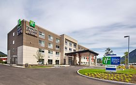 Holiday Inn Express & Suites Terrace